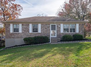 1601 Betances Ct, La Grange, KY 40031