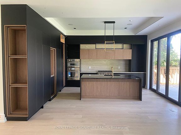 5th image of 1349 Melton Dr