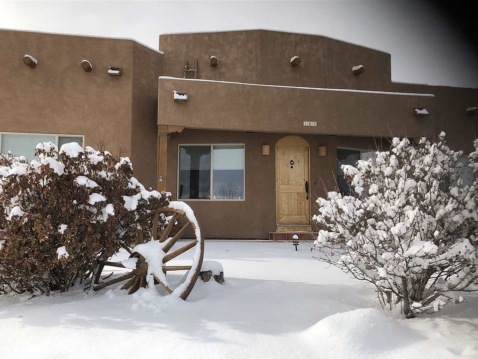 2nd image of 165 Desert Vista Ct