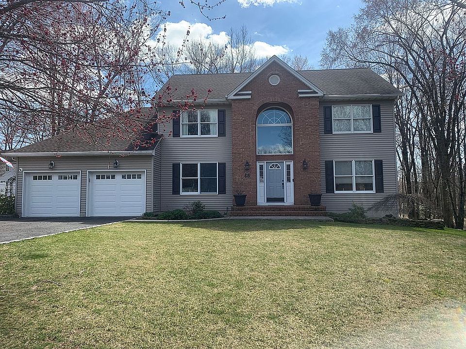 Brick Front, Vinyl Siding
