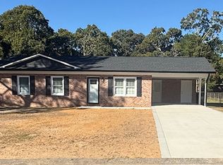 3710 Cherry Blossom Ln, Hope Mills, NC 28348