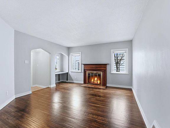 3rd image of 4326 Fairfield Ave