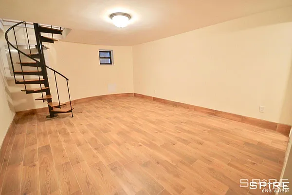 Rented by Spire Group | media 23