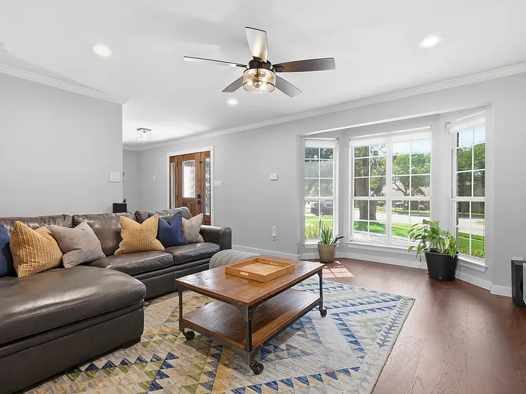1641 Fuqua Dr — Photo 9