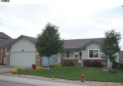 1st image of 920 Cliffrose Way