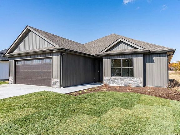 Upgraded landscape and fence