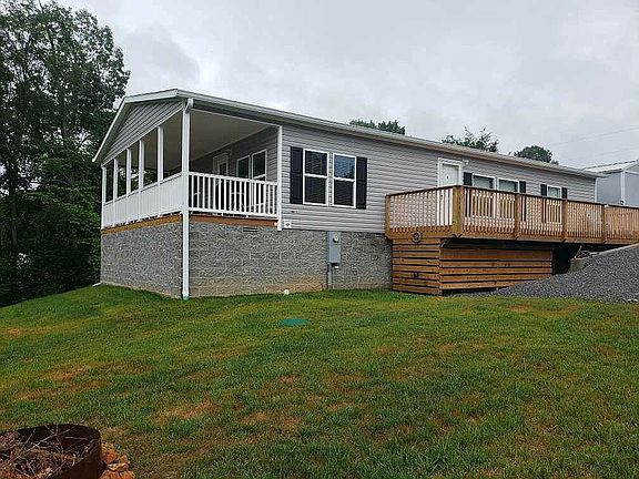 2nd image of 168 Sunrise Dr