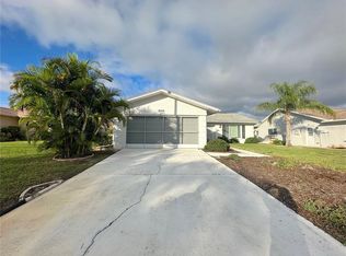 8225 Lora Del Rio Dr, Port Richey, FL 34668