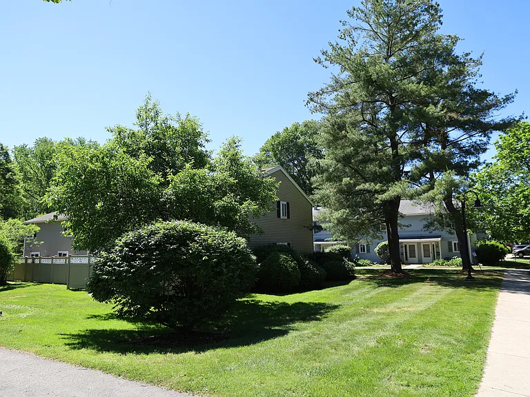 10 Village Brook Ln — Photo 100