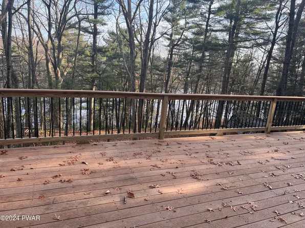 101 Girl Scout Rd, Dingmans Ferry, PA 18328
