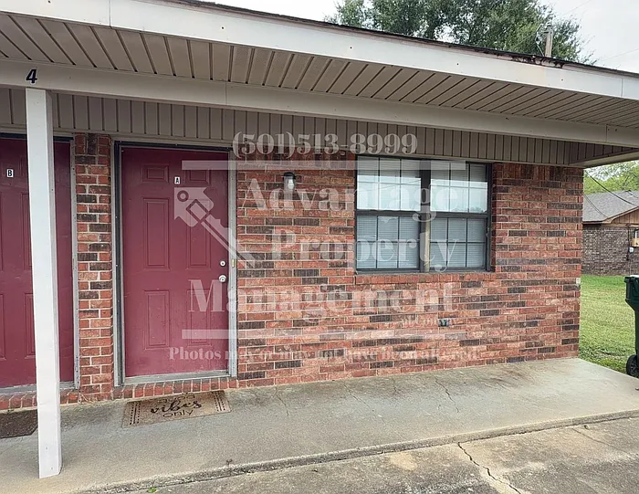 2 bed, 1.0 bath, 826 sqft, $750 — Photo 1