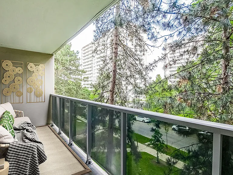 111 Pacific Ave — Photo 5