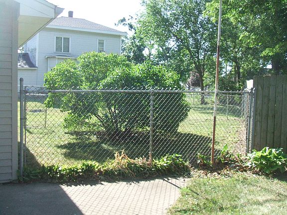 Dog Kennel or Garden Area