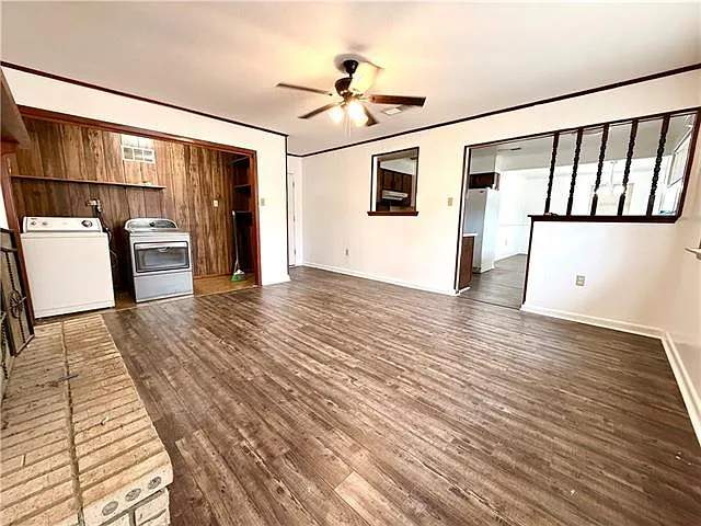 3 bed, 1.0 bath, 1273 sqft, $1,800 — Photo 3
