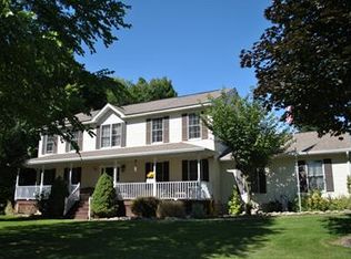 160 Mountain Rd, Hamburg, NJ 07419