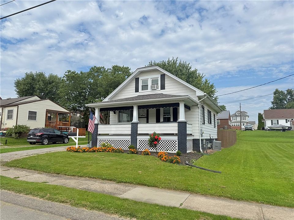 1st image of 935 Hazel St