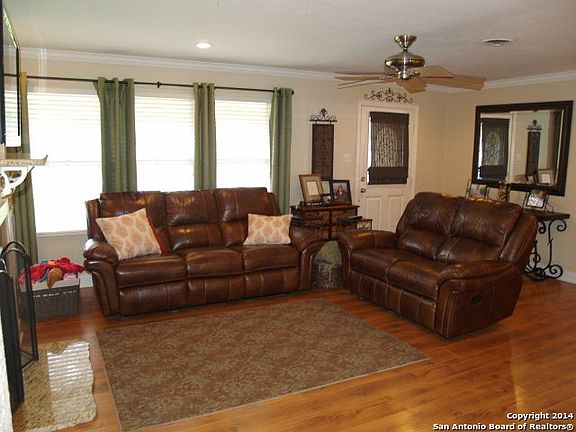 2nd image of 520 Overhill Dr N