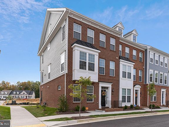 2nd image of 117 Gallop Dr