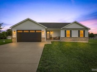 1204 Boone Ct, Farmington, MO 63640