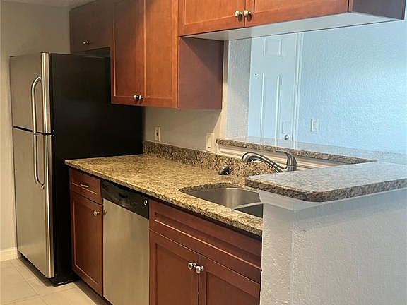 2nd image of 10200 Gandy Blvd N APT 813