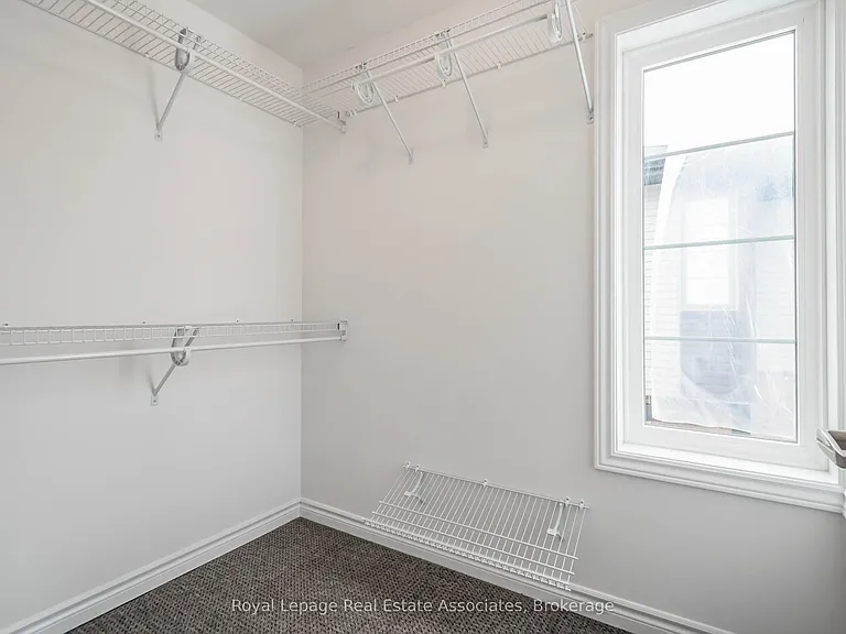 3981 Crown St — Photo 22