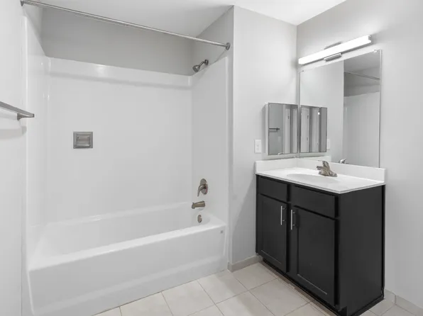 Gateway Pointe, 1000 S Armed Forces Blvd #61e218811, Warner Robins, GA 31088