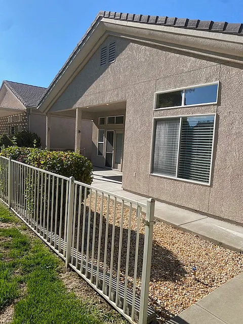 2 bed, 1521 sqft, $2,550 — Photo 4