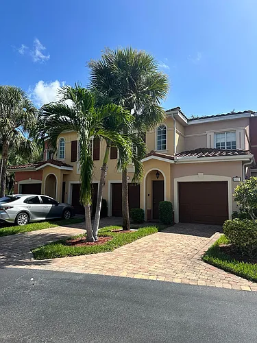 20257 Royal Villagio Ct #202 Photo 1