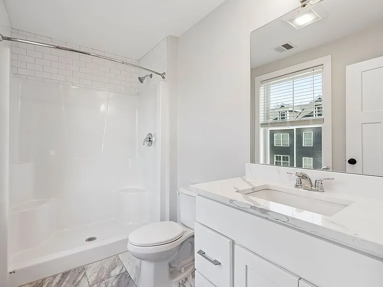Bayberry Commons- 3 Bedroom 2.5 Bath Townhomes with 2 Car Garage — Photo 19