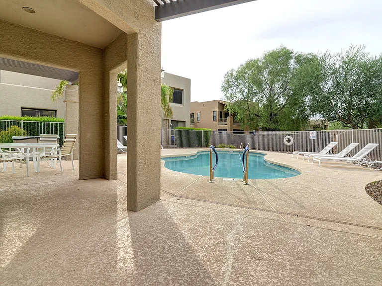 13606 N Cambria Dr #208 — Photo 30