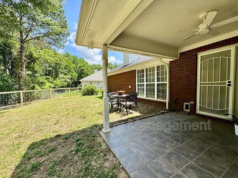 1914 Tranquil Ln — Photo 21