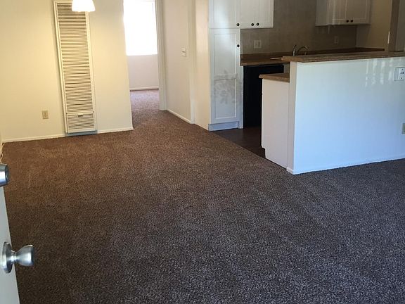 2nd image of 325 Amber Ln APT B