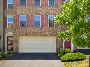 272 Broadstone Dr, Mars, PA 16046
