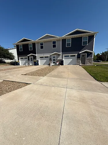900 Eisenhower Rd #A Photo 1 900 Eisenhower Rd #A Photo 1