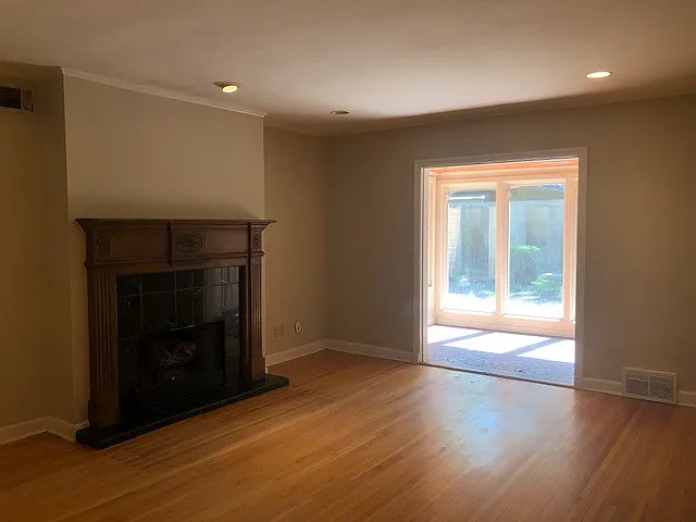 190 Eastland Dr — Photo 7