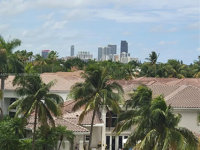 19380 Collins Ave #418 — Photo 30