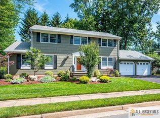 56 Monroe Ave, Edison, NJ 08820