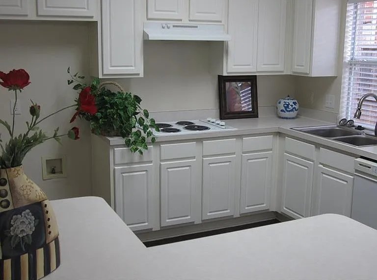 2913 Rush Creek Rd — Photo 5