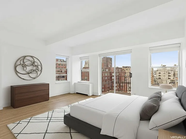 40 E 61st St #15B — Photo 4