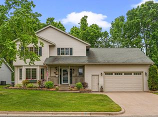 1022 Westview Circle Dr, Onalaska, WI 54650