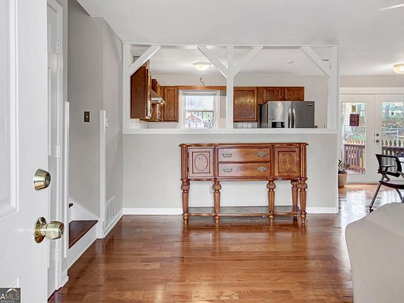 4th image of 132 Hardy Way