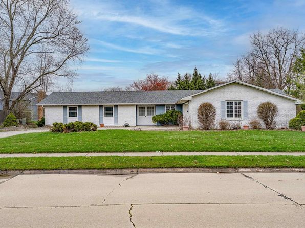 1637 Traders Xing, Fort Wayne, IN 46845