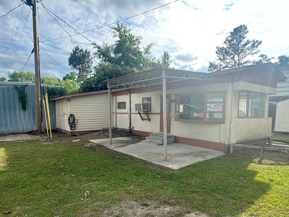1st image of 14 Lakeview Dr #40