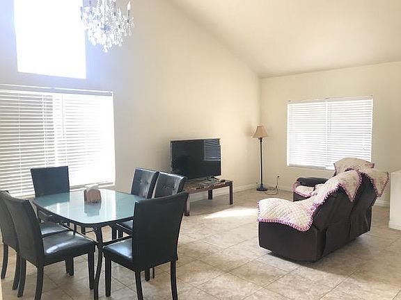 2nd image of 8071 Yellow Daisy Ave