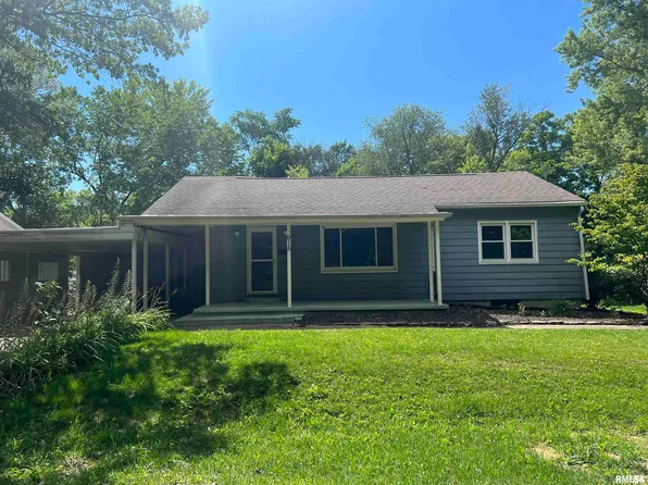 918 S Lafayette St, Macomb, IL 61455