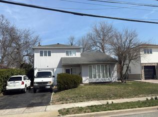 25-33 Park Pl #25-33, Bellmore, NY