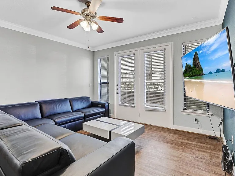 2299 Lone Star Dr #133 — Photo 4
