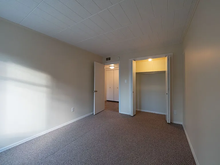 560 S Trenton Ave — Photo 7