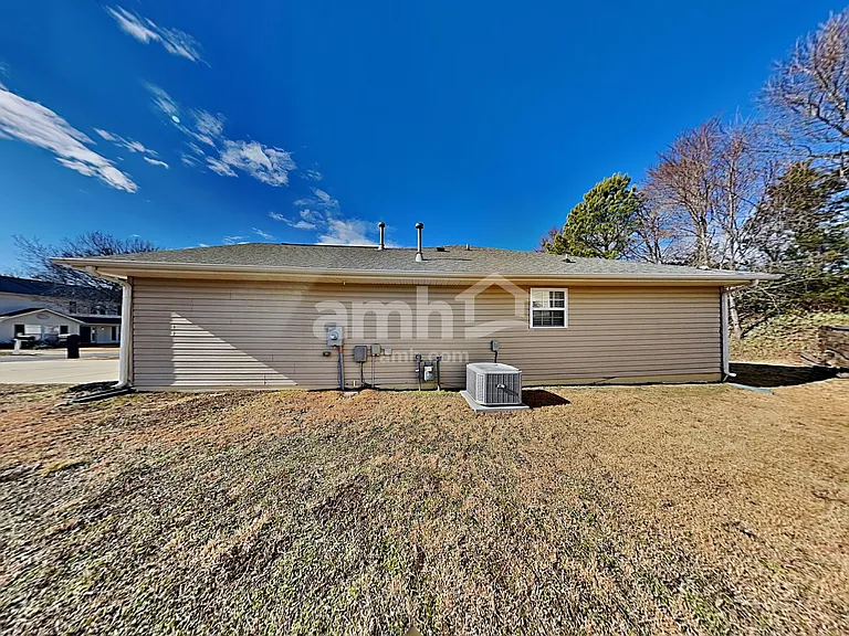 12619 Waterfall Pl — Photo 20