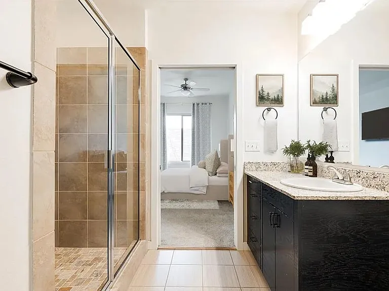 401 E Boyd St #205 — Photo 8